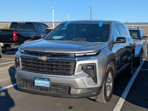 2024 Chevrolet Traverse LS