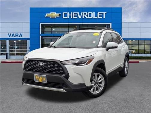 2022 Toyota Corolla Cross LE