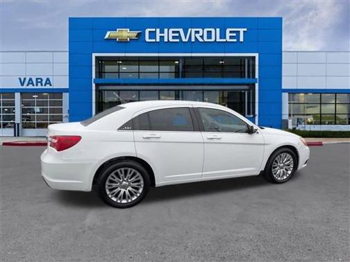 2011 Chrysler 200 Limited