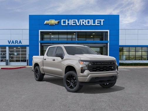 White Sand 2026 Chevrolet Silverado 1500 Custom