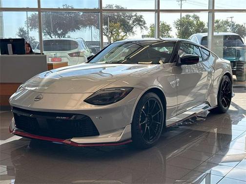 2025 Nissan Z NISMO