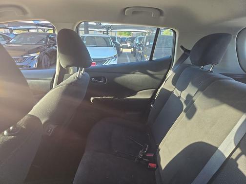 Blue Ocean 2013 Nissan Leaf SV