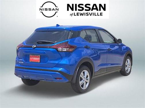 2025 Nissan Kicks S