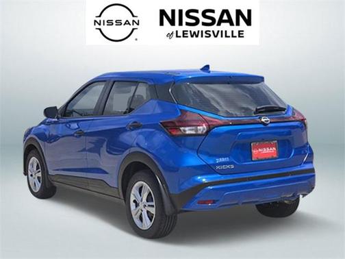 2025 Nissan Kicks S