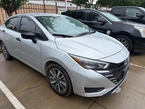 Brilliant Silver Metallic 2025 Nissan Versa 1.6 S