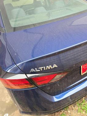 2022 Nissan Altima S FWD