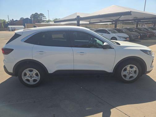 Oxford White 2024 Ford Escape Active