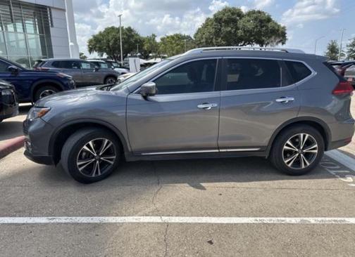 2017 Nissan Rogue SL