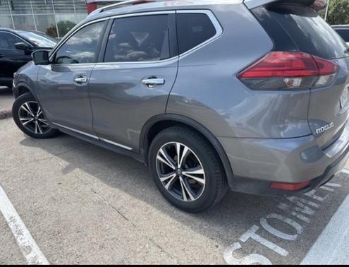 2017 Nissan Rogue SL