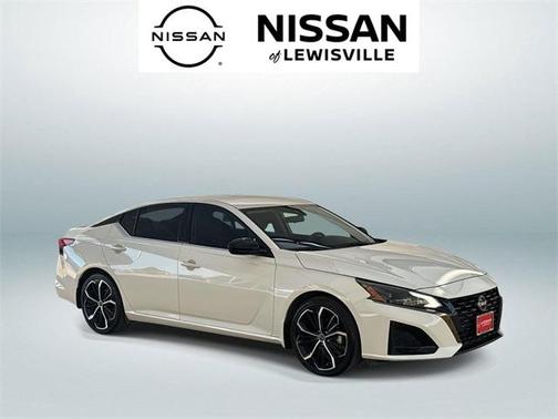 2024 Nissan Altima SR FWD