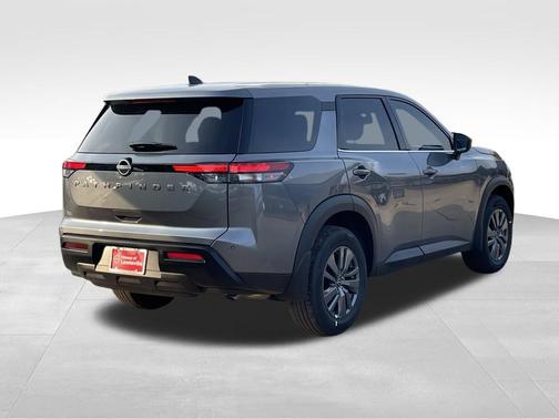 2026 Nissan Pathfinder S