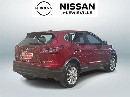 2022 Nissan Rogue Sport S
