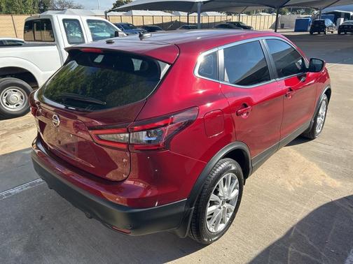 2022 Nissan Rogue Sport S