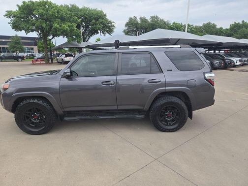Magnetic Gray Metallic 2023 Toyota 4Runner SR5 Premium