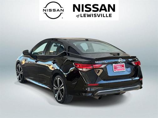 2022 Nissan Sentra SR