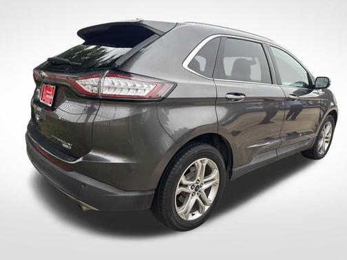 Magnetic 2017 Ford Edge Titanium