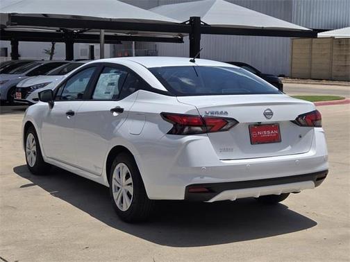 2025 Nissan Versa 1.6 S
