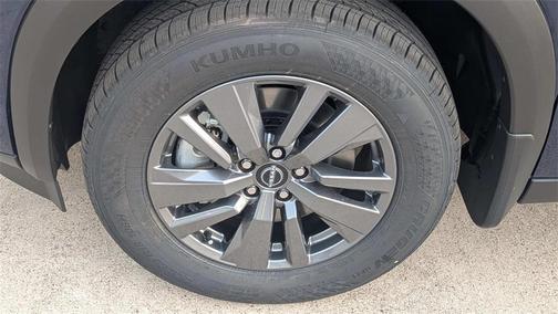 2025 Nissan Pathfinder SV FWD