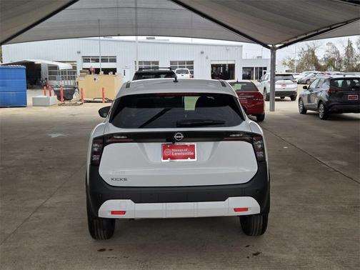 2026 Nissan Kicks S