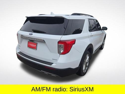Oxford White 2020 Ford Explorer XLT