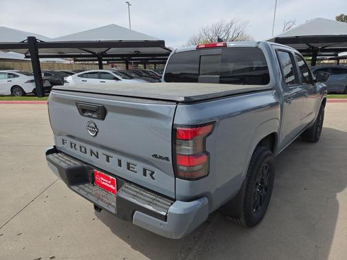 Boulder Gray Pearl 2026 Nissan Frontier SV