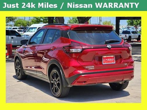 2023 Nissan Kicks SR