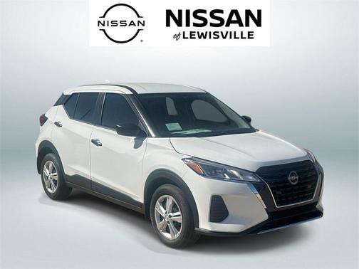 2025 Nissan Kicks S