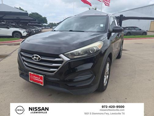 Black Noir Pearl 2017 Hyundai TUCSON SE