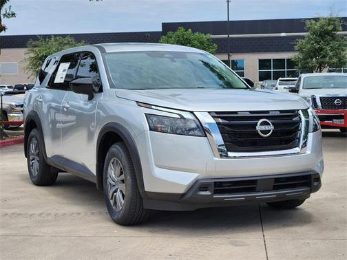 2025 Nissan Pathfinder S 4WD