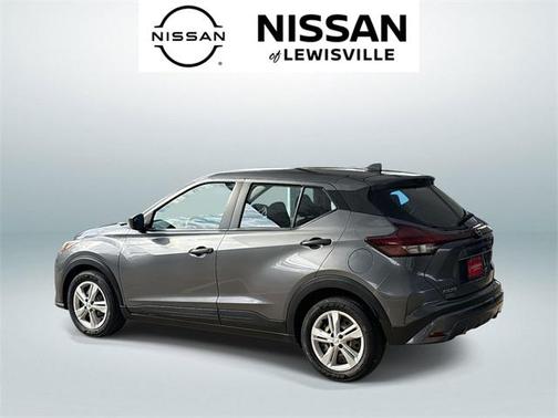 2023 Nissan Kicks S