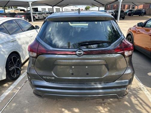 2023 Nissan Kicks S