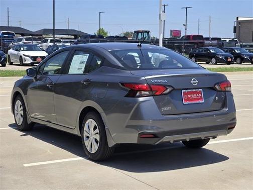 2025 Nissan Versa 1.6 S