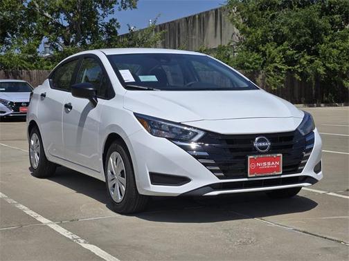 2025 Nissan Versa 1.6 S