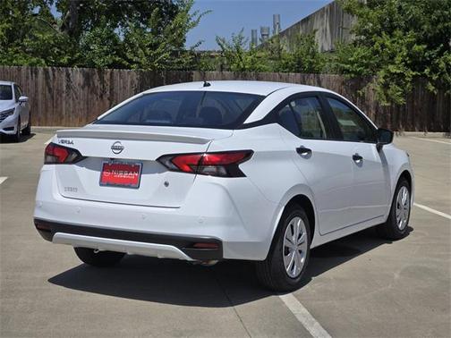 2025 Nissan Versa 1.6 S