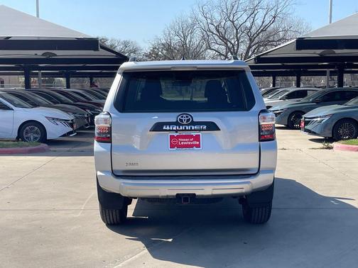 2024 Toyota 4Runner TRD Off Road