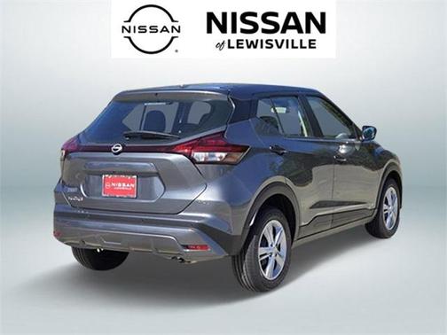 2025 Nissan Kicks S