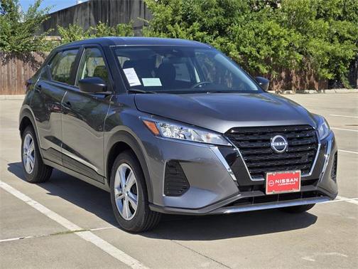 2025 Nissan Kicks S