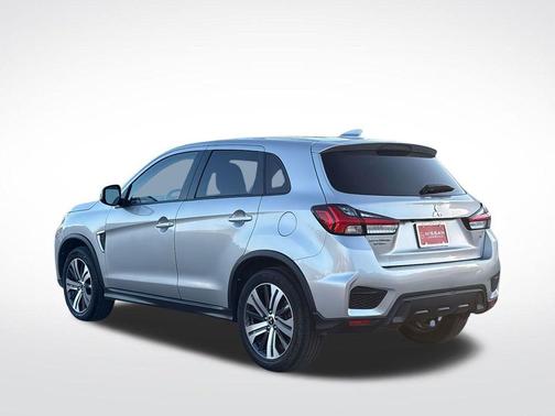 2024 Mitsubishi Outlander Sport SE