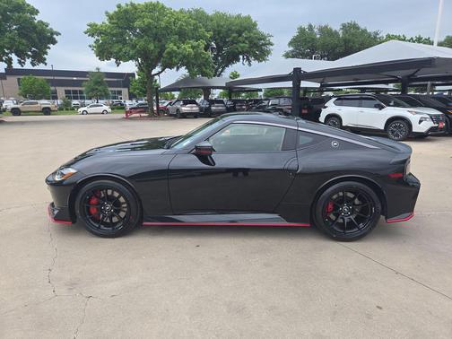 Black Diamond Pearl 2026 Nissan Z NISMO