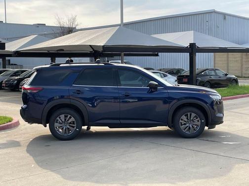 Deep Ocean Blue Pearl 2026 Nissan Pathfinder SV