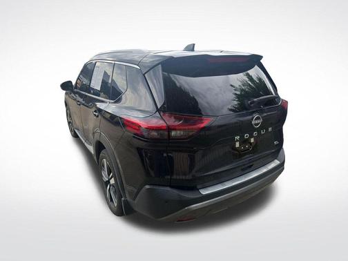 Super Black 2023 Nissan Rogue SL