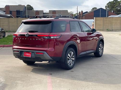 Scarlet Ember Tintcoat 2026 Nissan Pathfinder SL