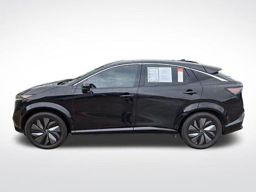 Black Diamond Pearl 2024 Nissan ARIYA ENGAGE
