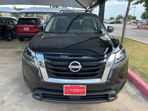 2025 Nissan Pathfinder SV FWD