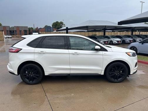2020 Ford Edge ST