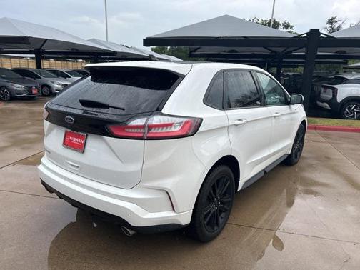 2020 Ford Edge ST