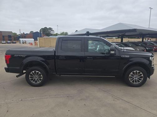 Shadow Black 2018 Ford F-150 Lariat