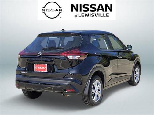 2025 Nissan Kicks S