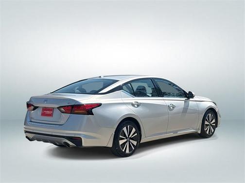 2020 Nissan Altima 2.5 SV