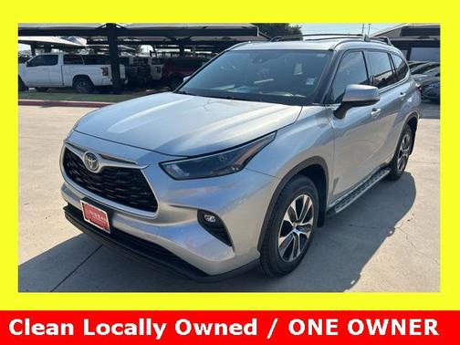 2022 Toyota Highlander Hybrid XLE